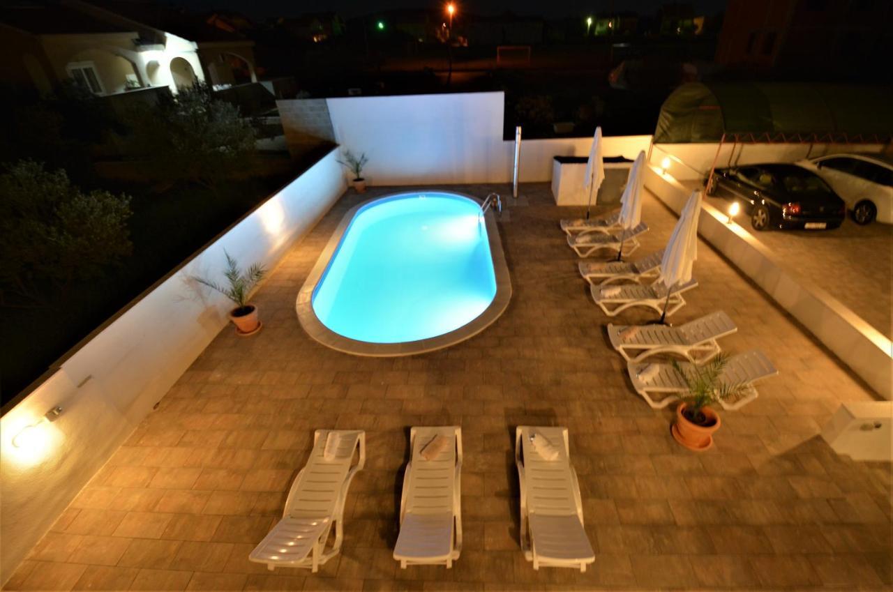 Villa Allegro Sukosan Bagian luar foto