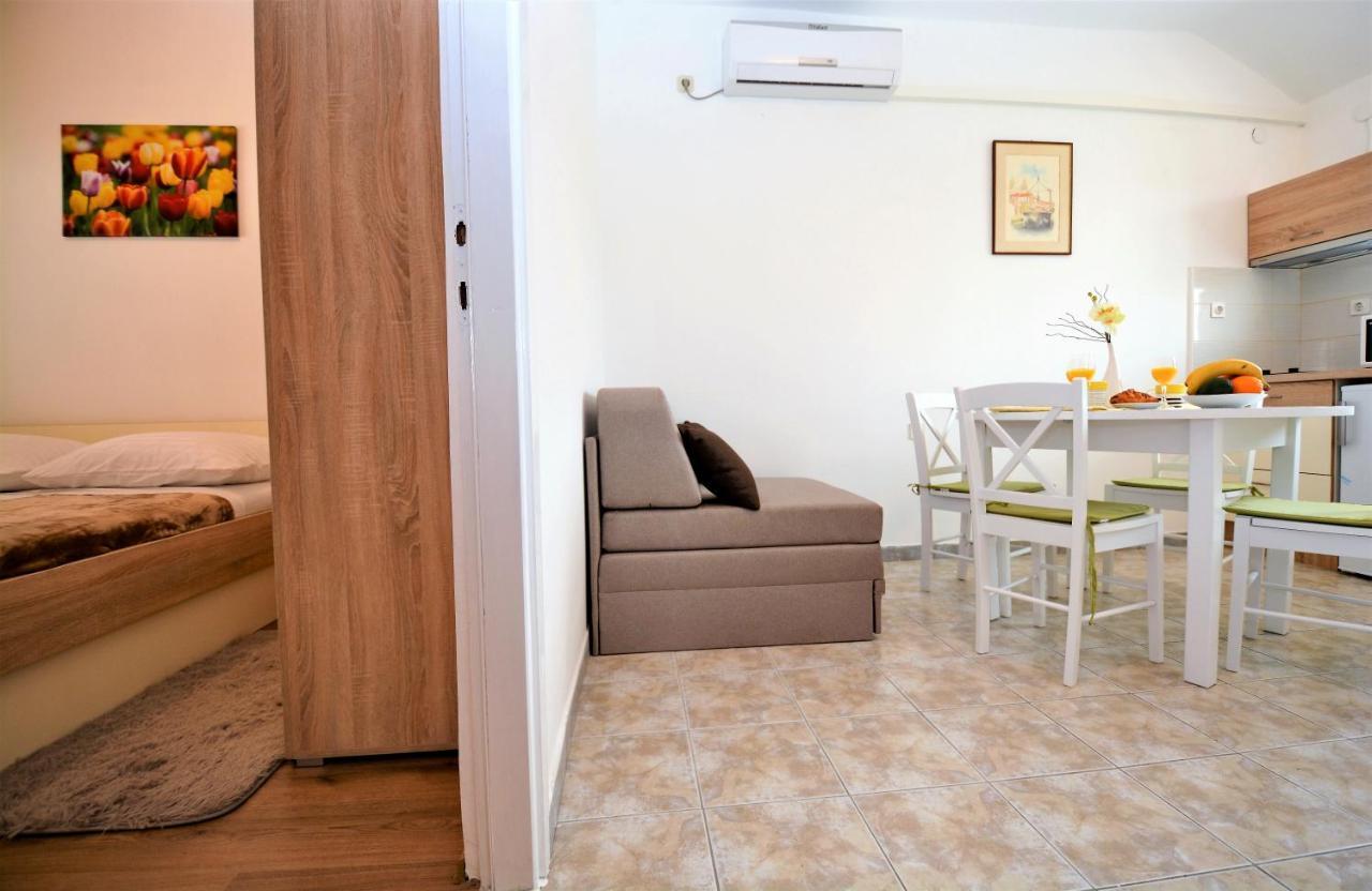 Villa Allegro Sukosan Bagian luar foto